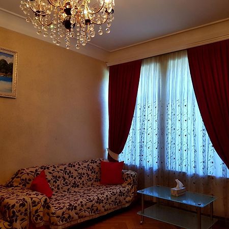 Formula Deluxe Apartment Sea View On Nizami Street Bakoe Buitenkant foto